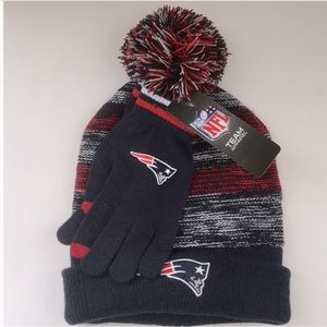 New England Patriots NFL Beanie Hat and Gloves, NWT